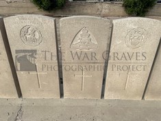 BAGHDAD (NORTH GATE) WAR CEMETERY - HAYTER, FRANK
